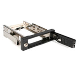 Rack mobile à éjection à chaud sans plateau StarTech.com 5,25 po pour disque dur 3,5 po