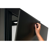 Équipement de rack APC NetShelter SX 42U 600 mm