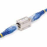 StarTech.com Shielded RJ45 Coupler, Inline Cat6a Coupler, Female to Fe