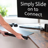 Manchon d'angle en acier StarTech pour bureau, pour bureaux en L/d'angle, jusqu'à 38,1 mm (1,5 po) d'épaisseur, AJOUTEZ de l'espace pour le clavier/la souris - Rallonge/plateau pour bois/acier